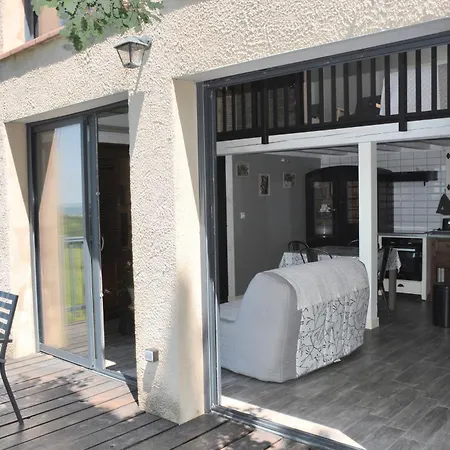 Arnoult Casa de Férias